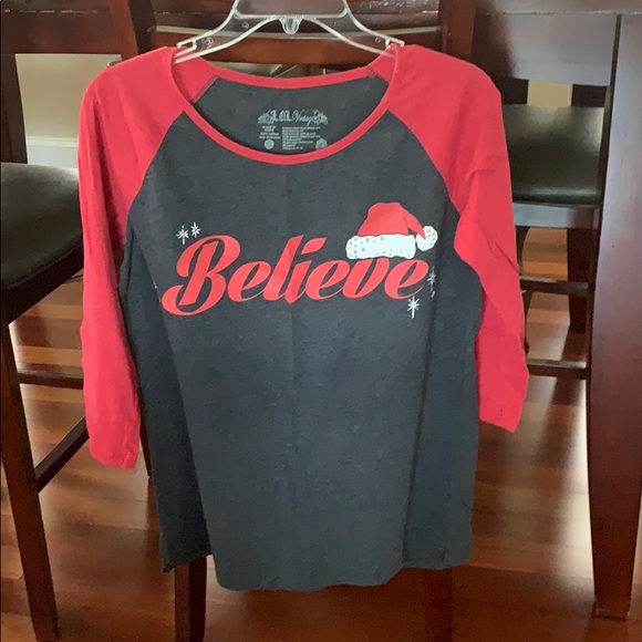 L.O.L. Vintage Tops - BELIEVE holiday baseball style T-shirt size XL